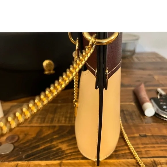 Authentic Chloe crossbody - Picture 10 of 16